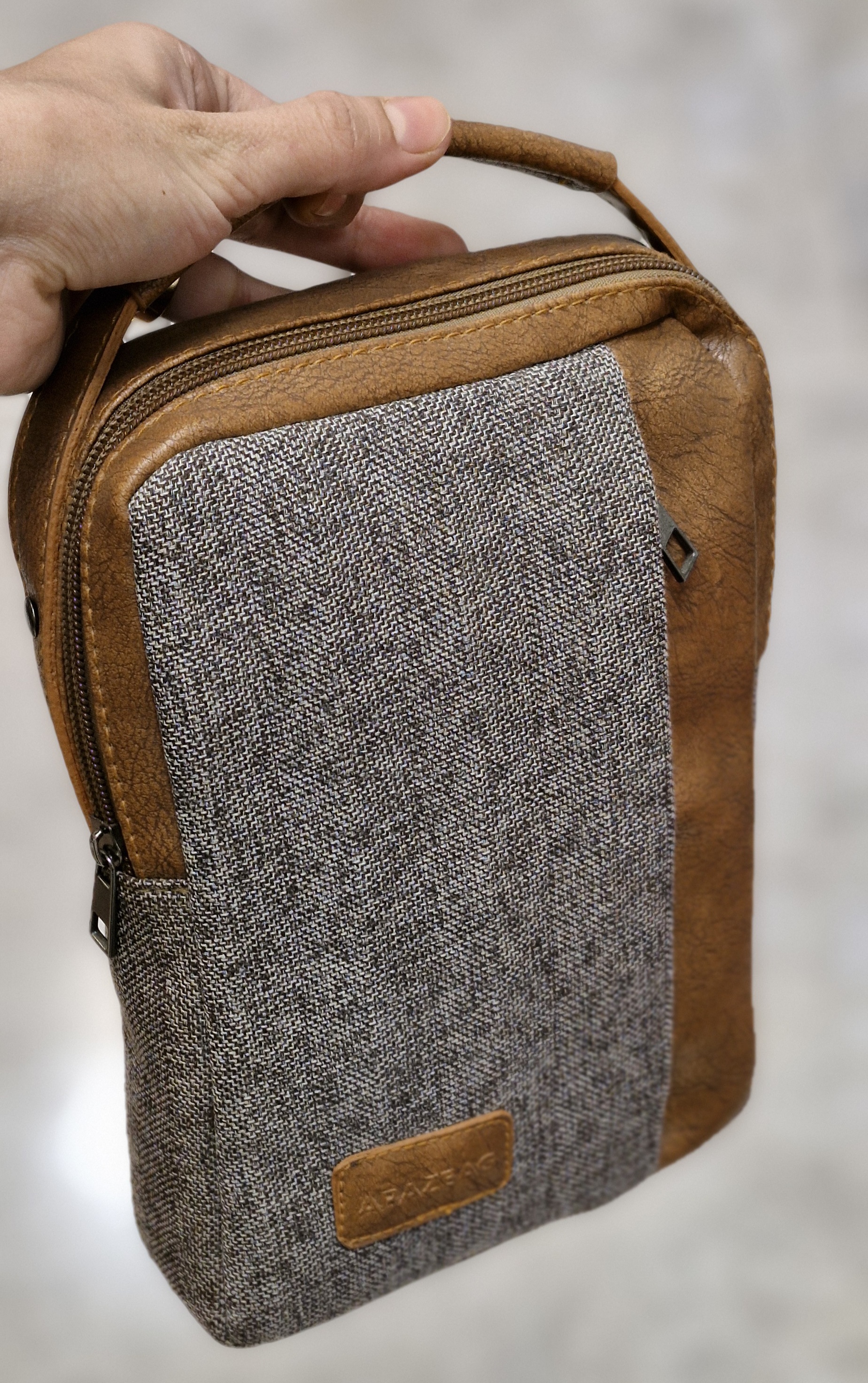 بادی بگ اسپرت کنفی و چرمی آراز بگ ARAZBAG